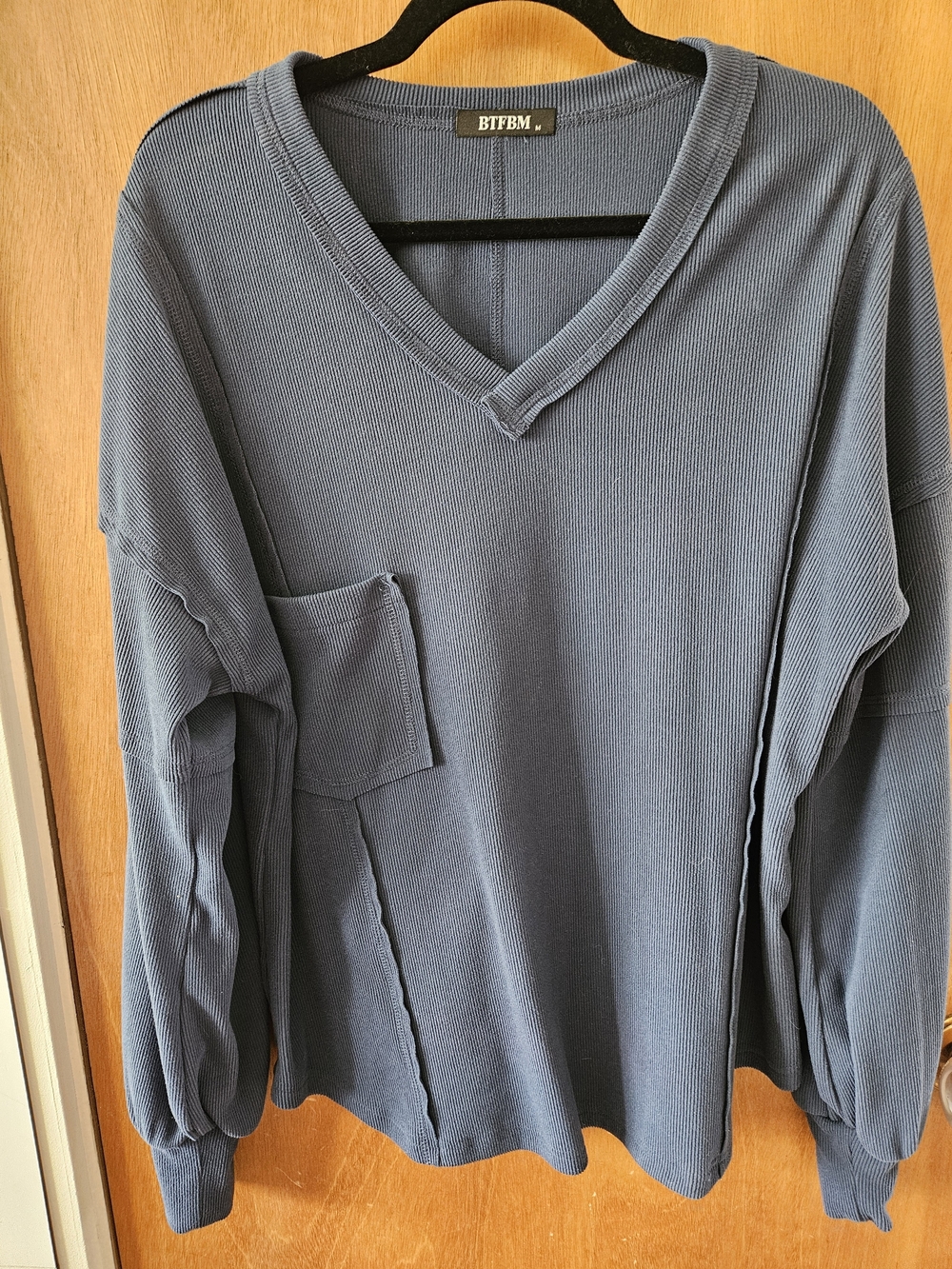 Women's Blue V-Neck Pocket Knit Top